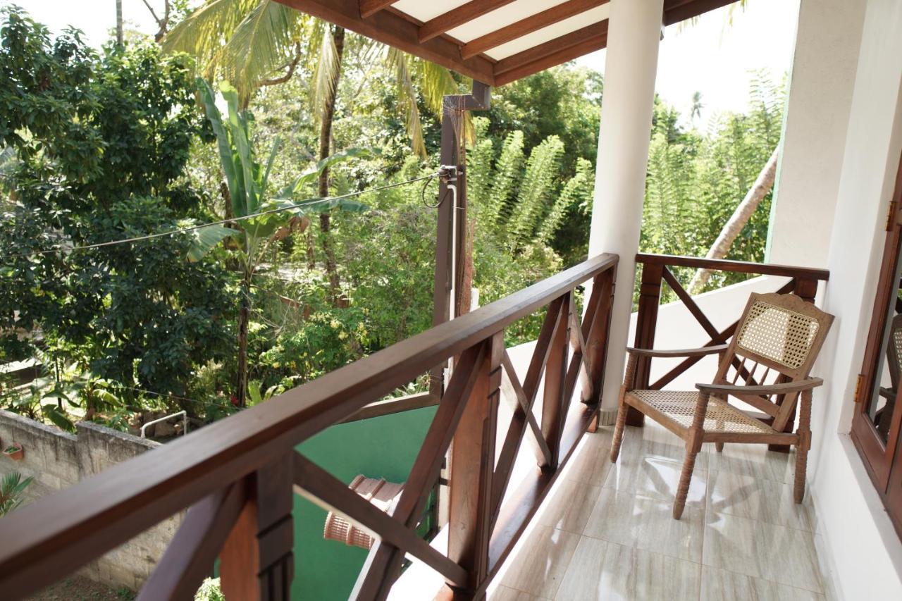 Surf Nest Hiriketiya Hotel Dikwella Bagian luar foto