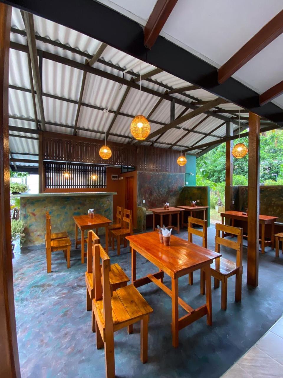 Surf Nest Hiriketiya Hotel Dikwella Bagian luar foto